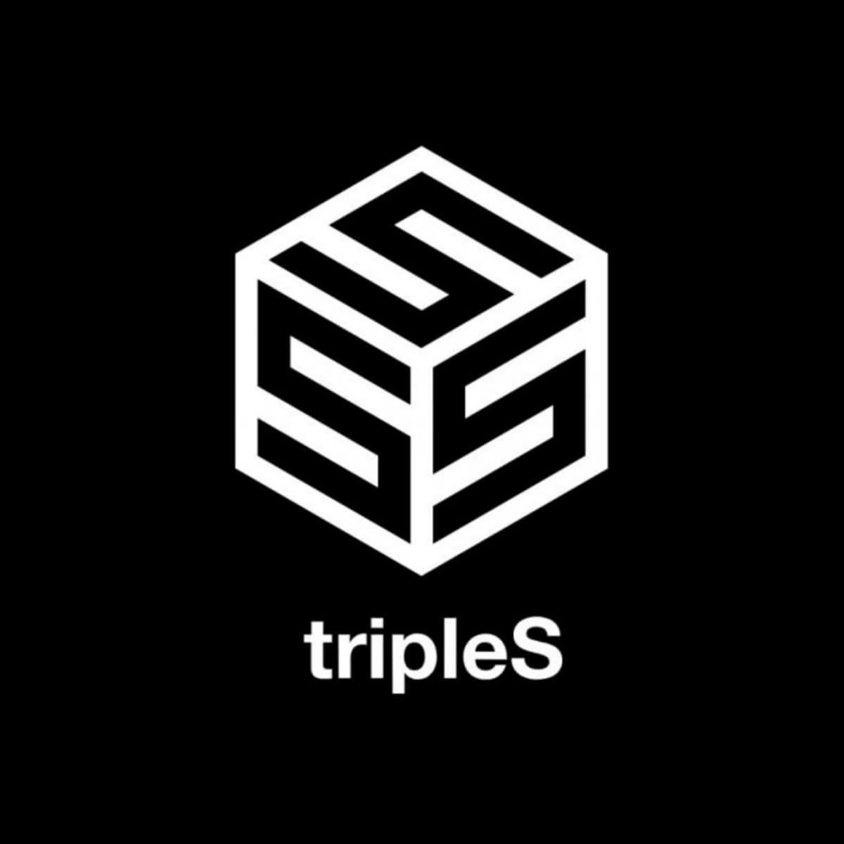 LOGO tripleS